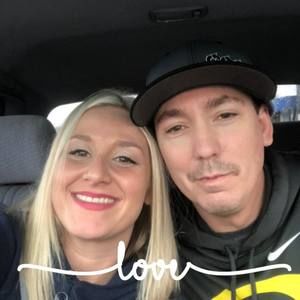 Meet your Posher, Dana